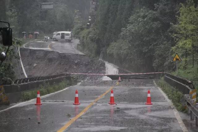 龙门山镇交通状况持续改善，助力地方经济腾飞发展最新报道