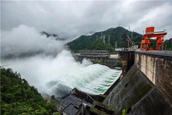 新安江水最新泄洪动态